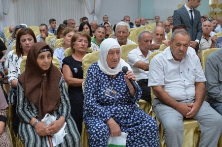 Taleh Qaraşov şəhid ailələrinə daim öz dəstəyini göstərir