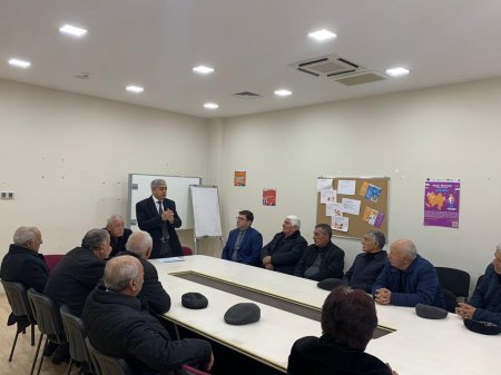 Rövşən Əsgərov: “2024-cü ildə bütün qüvvələri səfərbər edərək, həm DSMF borcunu silməyə nail olacaq, həm də sakinlərə yüksək xidmətimizi davam etdirəcəyik”