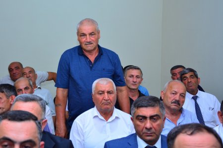 Ağstafa RİH-də yerlərdə vətəndaşların səyyar qəbullarını davam etdirir