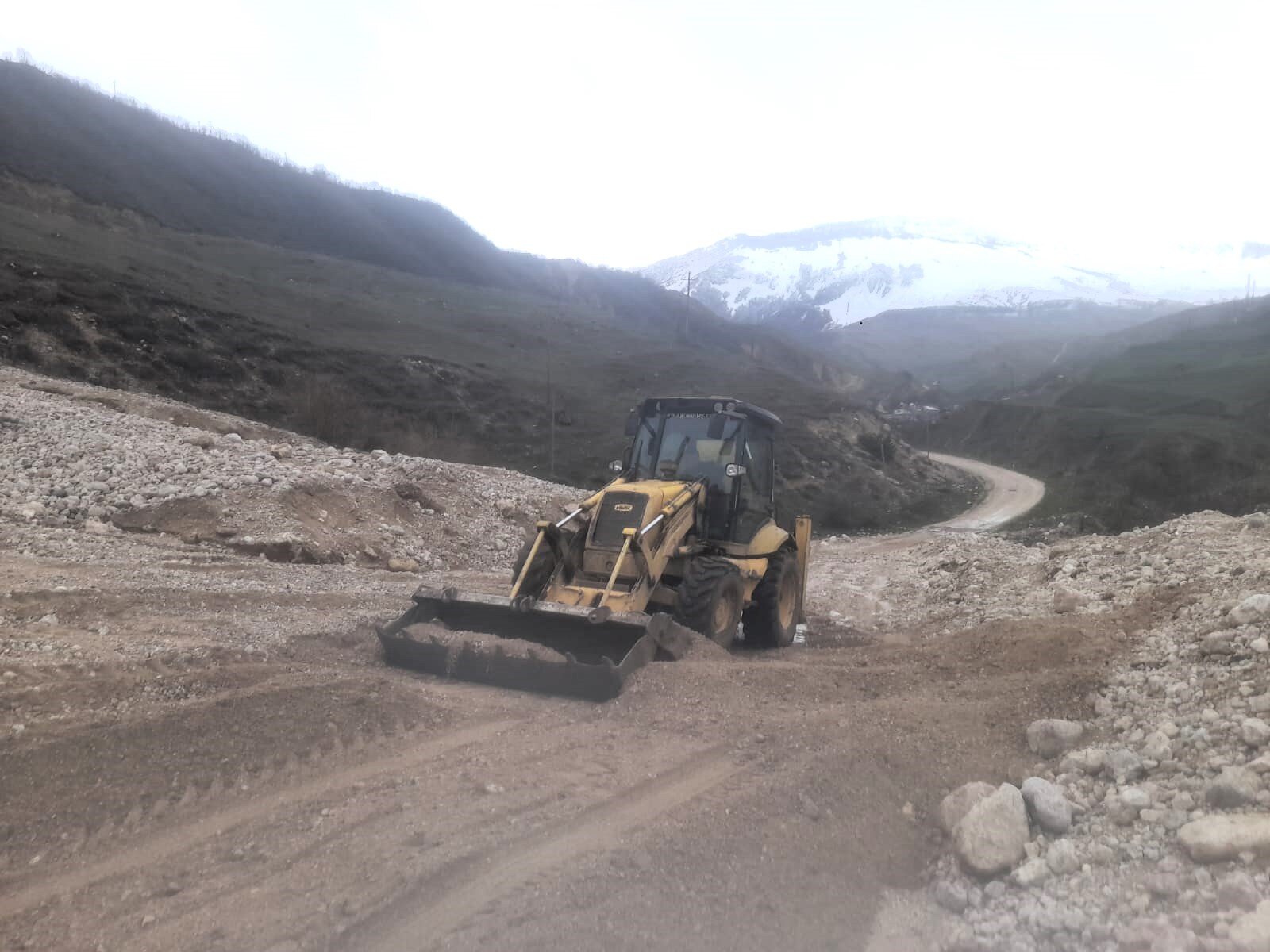 Qusar rayonunda güclü yağışın fəsadlarının aradan qaldırılması istiqamətində işlər davam etdirilir