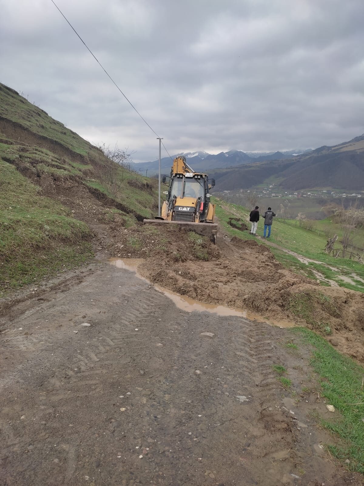 Qusar rayonunda güclü yağışın fəsadlarının aradan qaldırılması istiqamətində işlər davam etdirilir