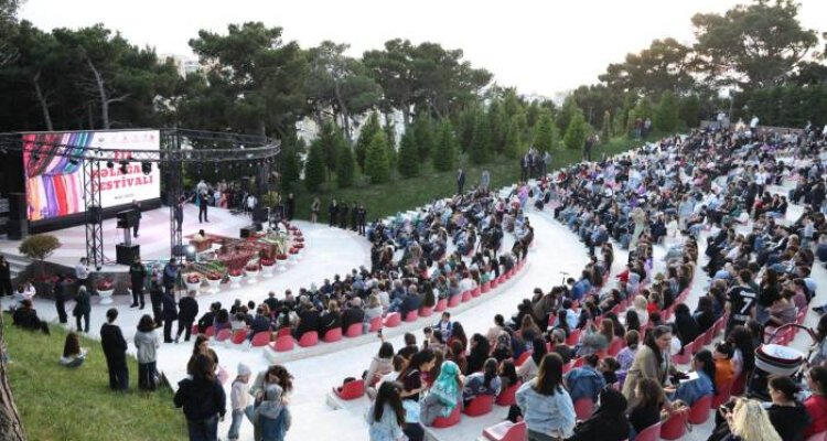 Xətai rayonunda III Kəlağayı Festivalı təşkil olunub - Video