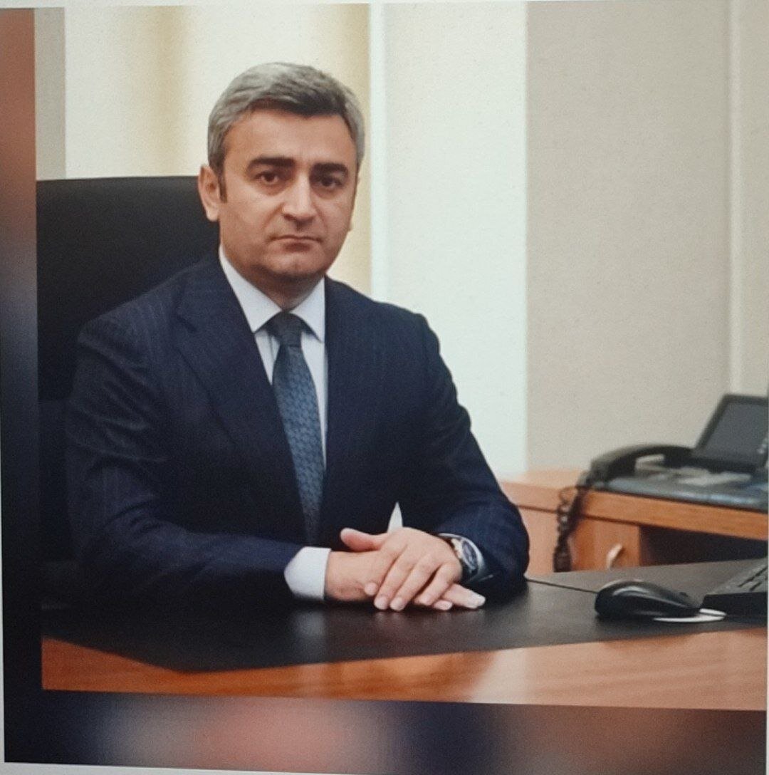 Ekrandan İctimai Etimada Uzanan Yol – Vaqif Aydınoğlunun Peşəkarlıq İmzası